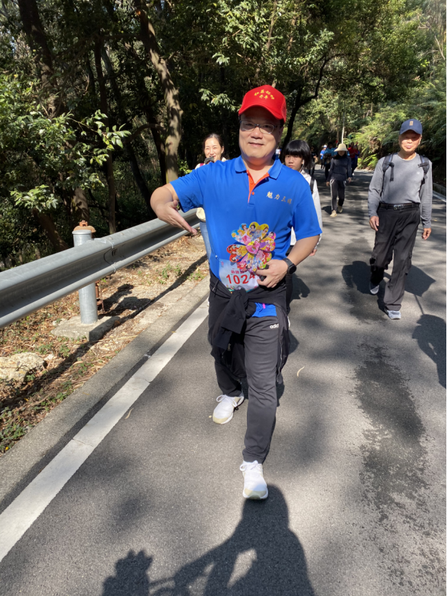 马拉松嘉年华.jpg 马拉松嘉年华.jpg