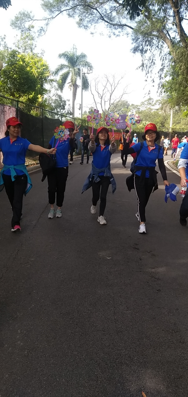 马拉松嘉年华.jpg 马拉松嘉年华.jpg