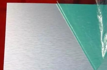 单层铝板.jpg 单层铝板.jpg