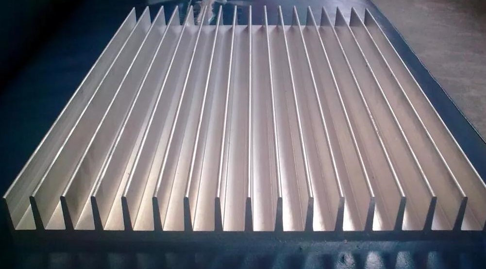 工业铝业新闻.jpg 工业铝业新闻.jpg